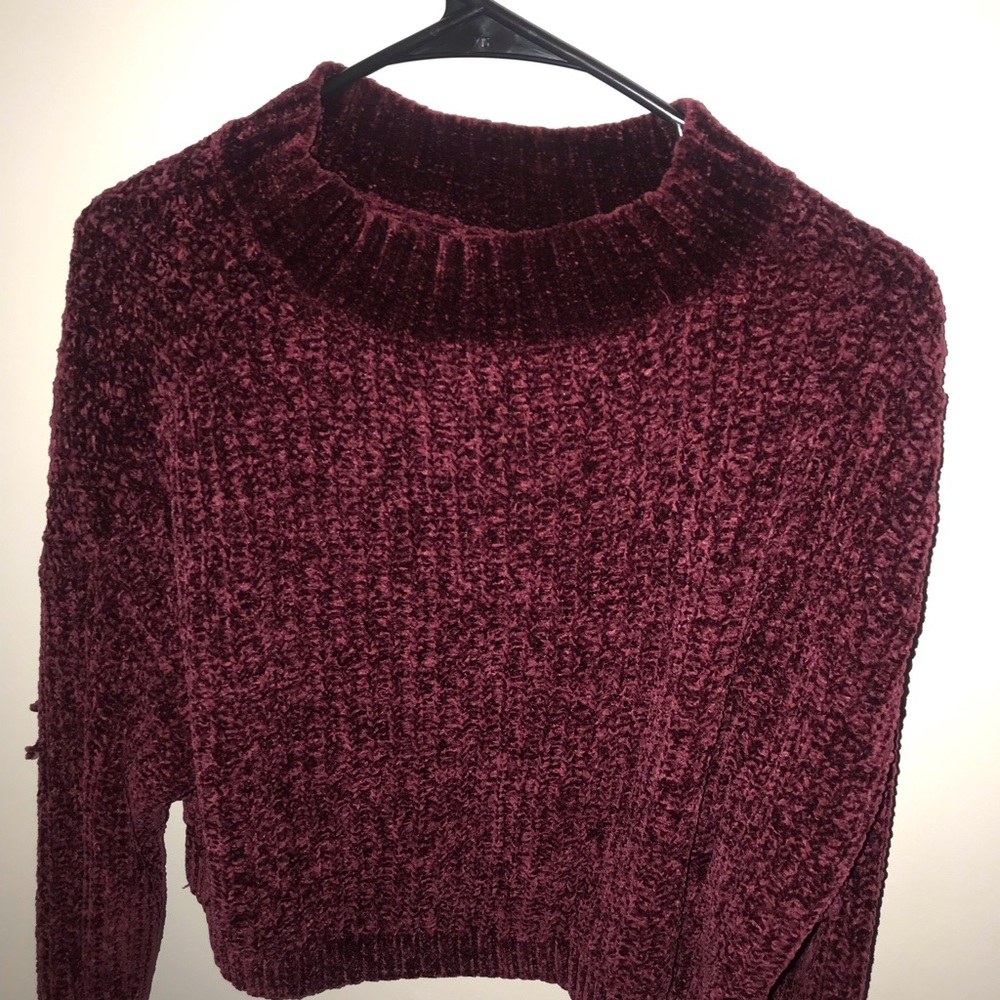 Cropped sweater